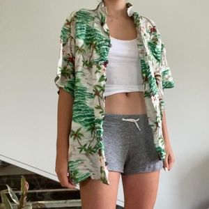 hawaiian shirt